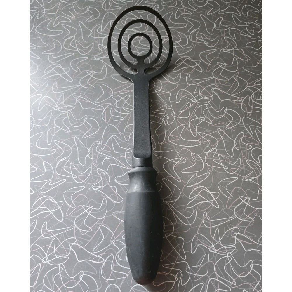 The Pampered Chef Mix N Masher Kitchen Tool Black Nylon Ergonomic